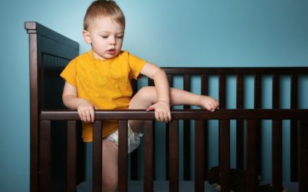 Quando trocar o berço pela cama? berço cama 436x272 - Quando trocar o berço pela cama?