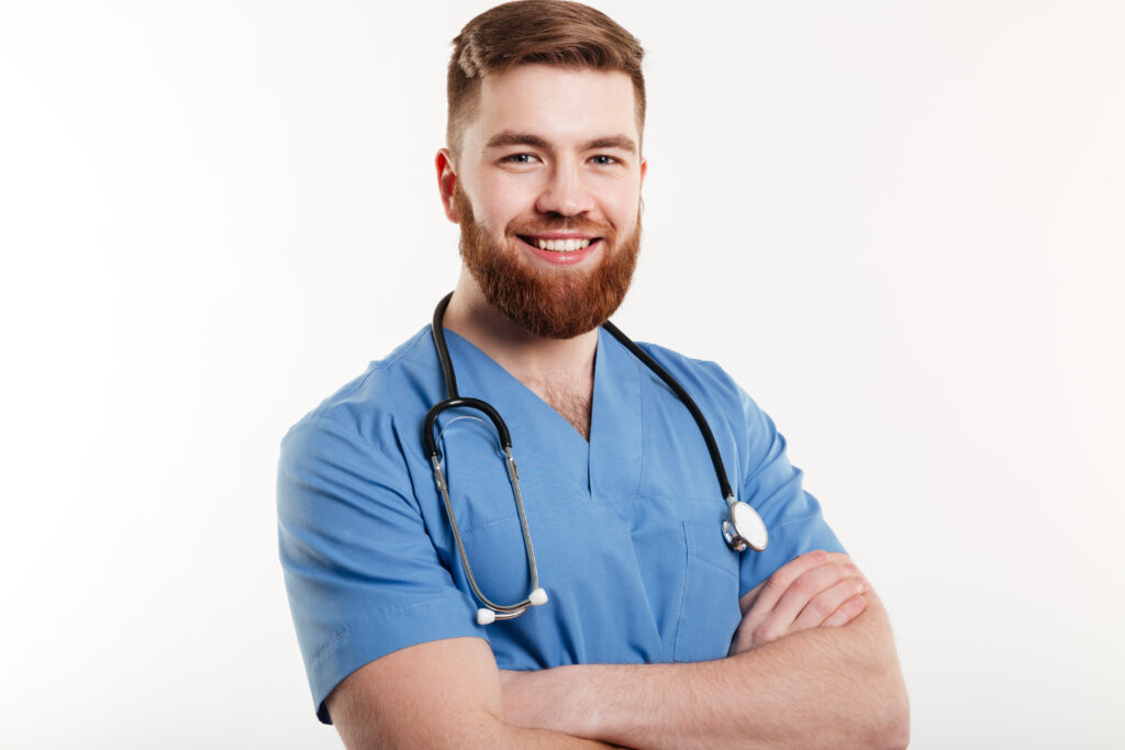 portrait smiling young man doctor with stethoscope standing with arms folded 1024x683 - Preste atenção sobre os lugares de vacinação!